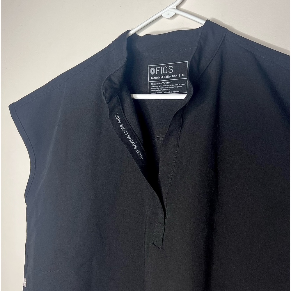 Figs Rafaela™ Oversized Scrub Top